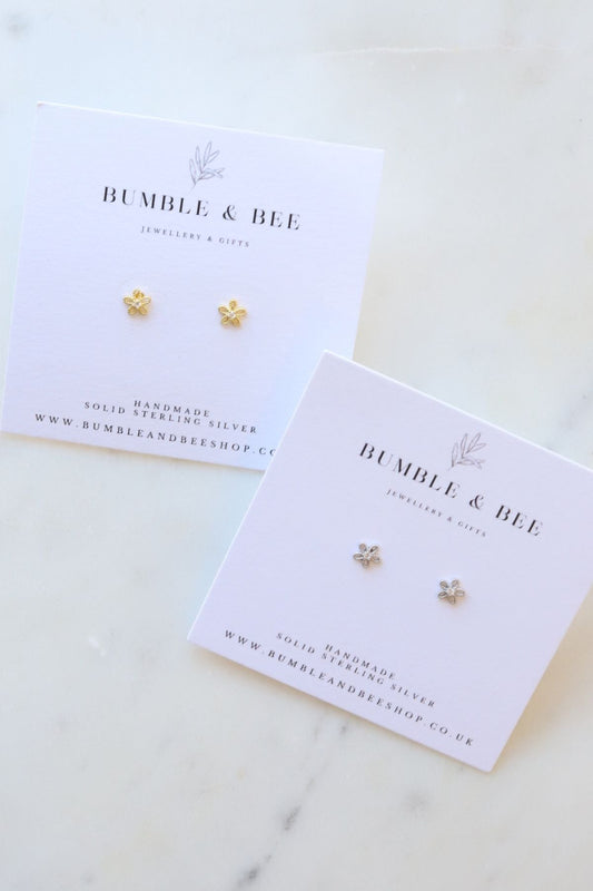 Sparkle Daisy Studs